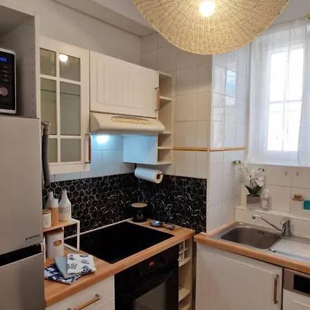 Port Avec Vue Juste Devant Les Bateaux 아파트